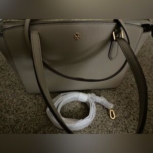 Tory Burch - Emerson - Top Zip Bag